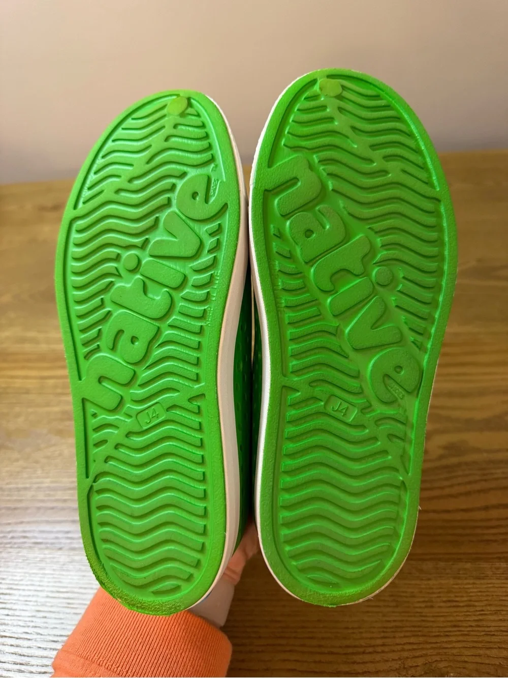 Native Kids Slip-On Water Shoes in Bright Green 4Y